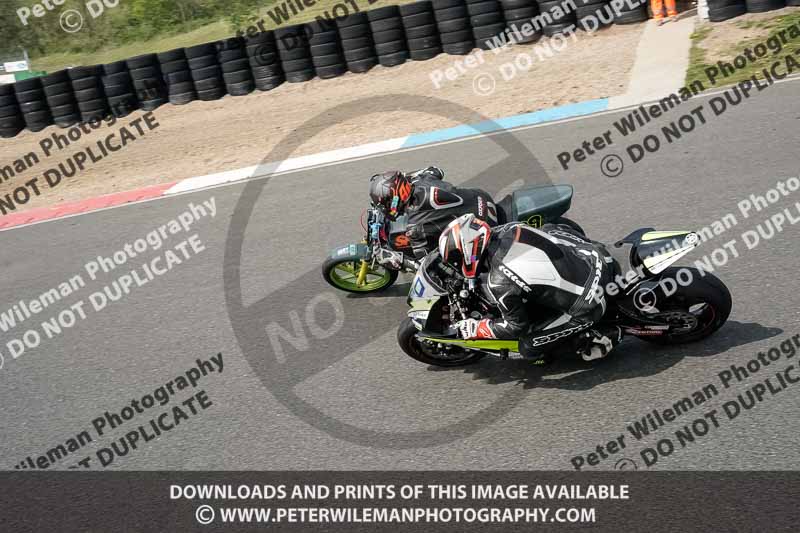 enduro digital images;event digital images;eventdigitalimages;mallory park;mallory park photographs;mallory park trackday;mallory park trackday photographs;no limits trackdays;peter wileman photography;racing digital images;trackday digital images;trackday photos